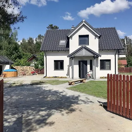 빌라 Mazury Caloroczny Przy Lesie, Jezioro *
