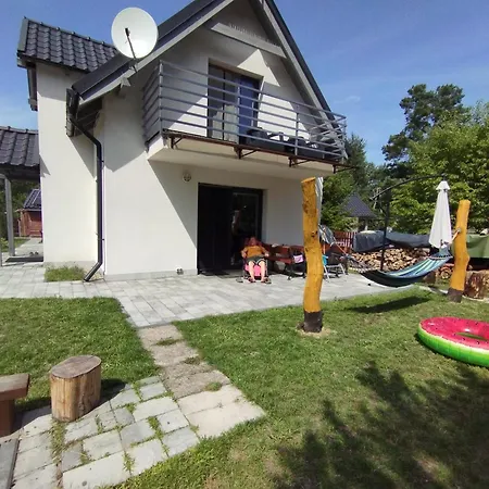 Mazury Caloroczny Przy Lesie, Jezioro *